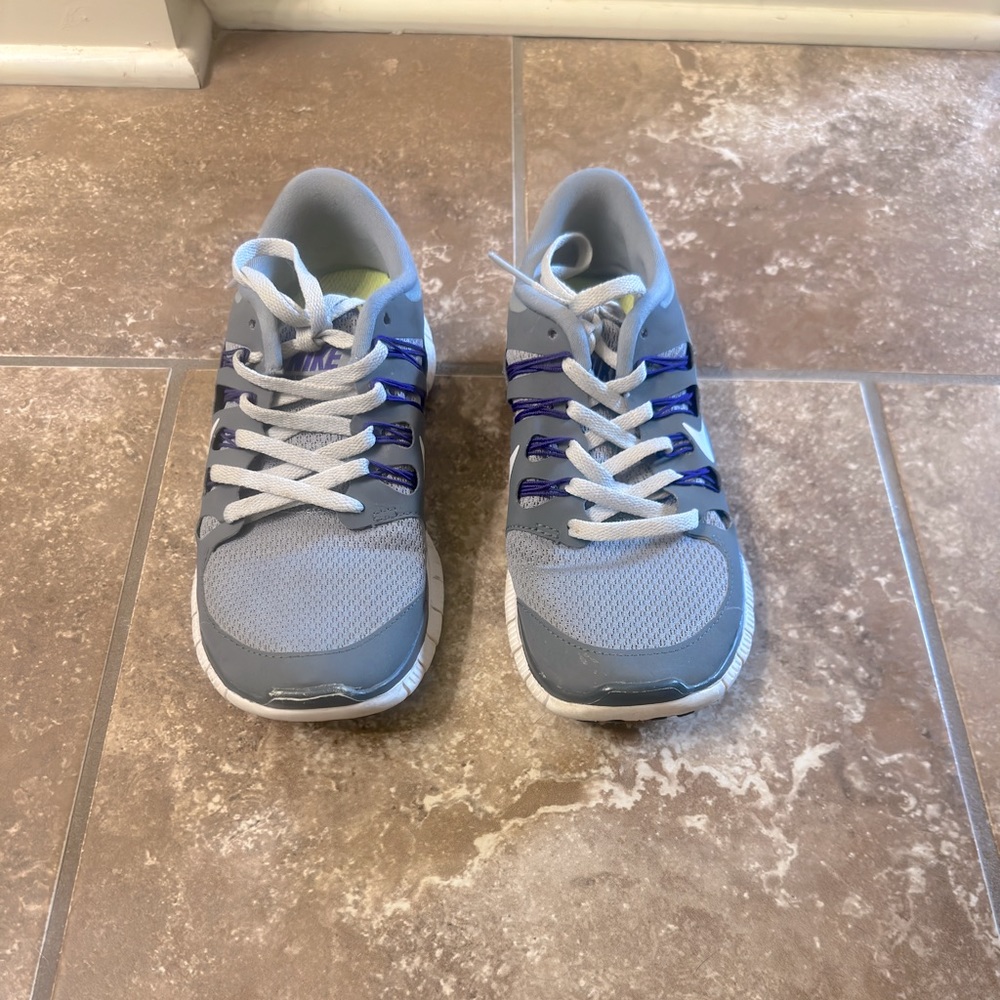 Women’s Nike Free Size 6